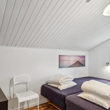 4 Bedroom Cozy In